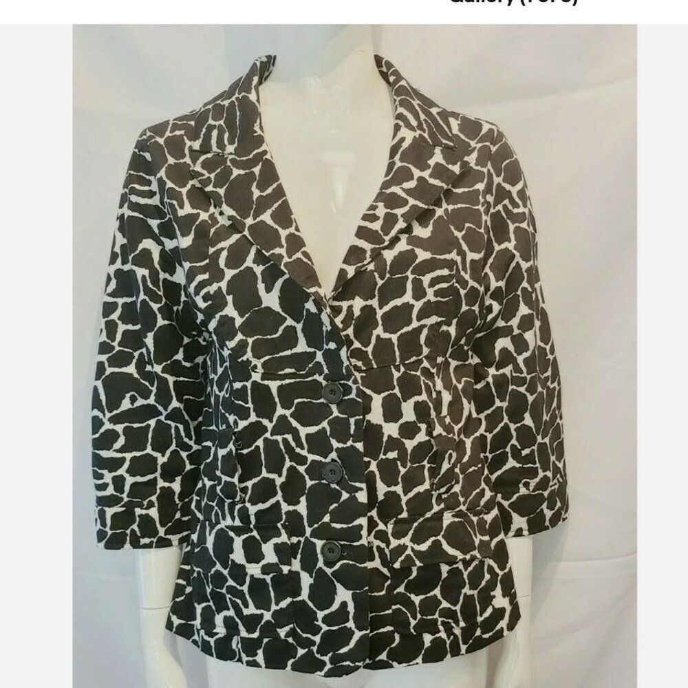 Luii Black and White Giraffe Print Blazer